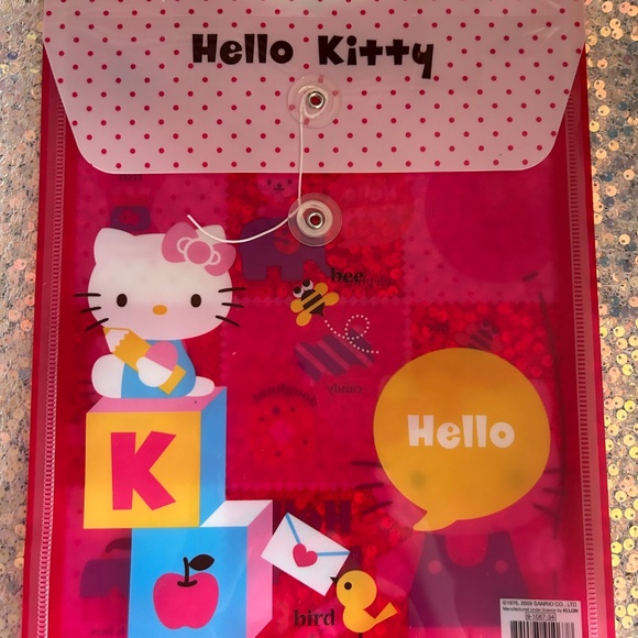 Hello Kitty Envelope folder 2 for $20 - Picture 2 of 2